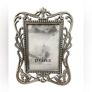 Silver Metal Frame for 2”X3” Photo